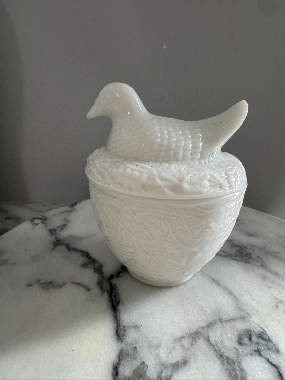 Avon White Milk Glass Bird Trinket Jar